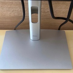 【ジャンク品】Dell U2421E 24.1インチ　ディスプレイモニター 本体の画像