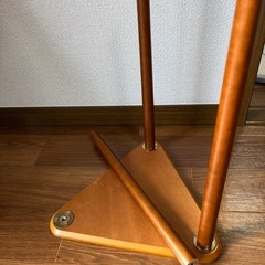 サイドテーブルの画像