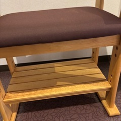 木製　椅子の画像