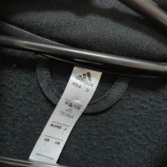 adidas フリース　ジャンパーの画像