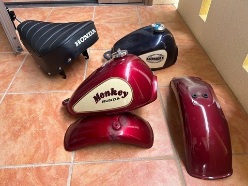 モンキー　z50 ホンダ　タンク　シート　フェンダー　外装　セット
