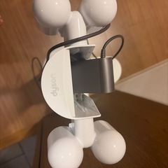 美品　Dyson V10純正スタンド　の画像