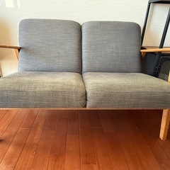 IKEA 2人掛けソファの画像