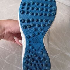 キッズサッカーシューズ　Umbroアクセレイター美品　17.0ｃｍの画像