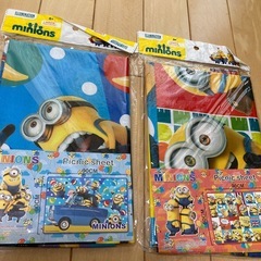 【値下げしました】ミニオングッズ　リュック　ナップサック　レジャーシート　合計6点【おまけポーチ3点】　の画像