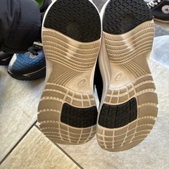 キッズスニーカーASICS22.5cmの画像