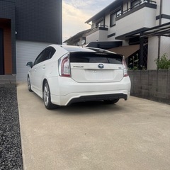 30プリウス後期Gの画像