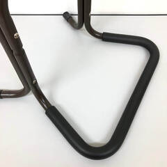 ss7930　立ち上がり補助スタンド 手すり 3段 ダークブラウン アルミ製 サポートスタンド グリップ付き こげ茶 軽量 ベッドサイド 立ち上がり 起き上がり 支援 介助 介護 立ち上がり補助手すり 中古の画像