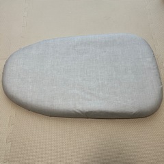 スチームアイロン&折りたたみ式アイロン台の画像