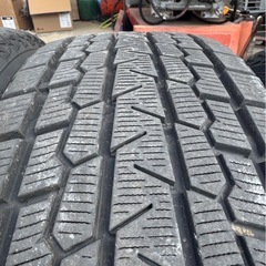 225/65 17インチ　スタッドレスタイヤ４本
　アイスガード　G075 　　　の画像