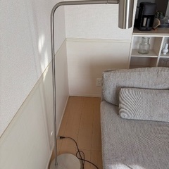 IKEA VIRRMO ヴィッルモー／廃盤スタンドライトの画像