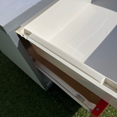 【11/24限定値下げ】赤い引き出しのテレビボード？の画像