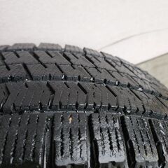 10アルファードハイブリッドスタッドレスタイヤの画像