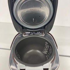 M237　TOSHIBA RC-10E9VS　東芝真空圧力IHジャー炊飯器　　の画像