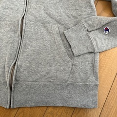 チャンピオンジップパーカーの画像