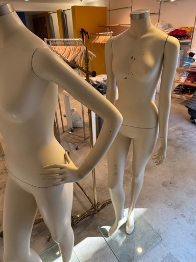 アパレル店舗閉店のため備品
