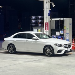 ベンツEクラスセダンの画像