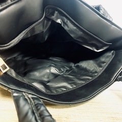  トートバッグ　ショルダーバッグ　キルティング　A4　ファスナー付き　軽量　ブラックの画像