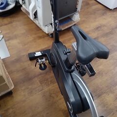 ★リユースのサカイ水戸店★  エアロバイク ブラック H111×D104×W50 クリーニング済み MT6333の画像