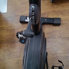 ★リユースのサカイ水戸店★  エアロバイク ブラック H111×D104×W50 クリーニング済み MT6333の画像