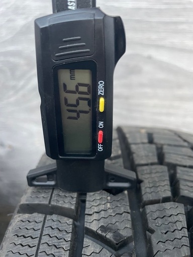 185/60R/15スタッドレスタイヤ タイヤホイール ダンロップ 4本セット