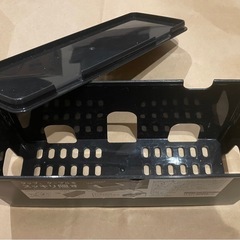 ケーブル　収納の画像