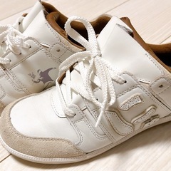 バンクシースニーカー👟の画像