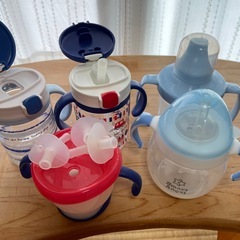 Combi ストローマグ プーさん コップ飲み練習マグ リッチェルの画像