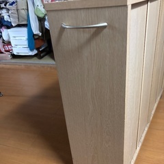 押入れ収納　棚　キャスター付きの画像