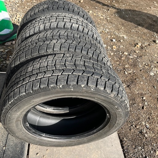 スタッドレスタイヤ