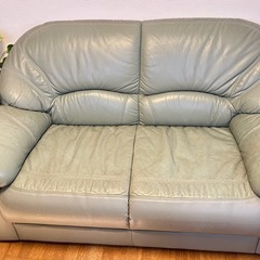 ソファ　二つの画像