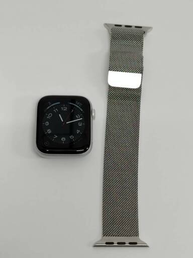 Apple Watch Series 5/GPS/44mm/A2093/シルバー〈MWT32J/A〉