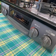 美原店 リンナイ LPガス用 ガステーブル RT35NJT 2024年製 グリル未使用　右強火の画像