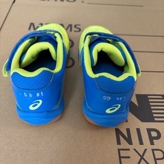 アシックス サッカー フットサル シューズ 17cmの画像