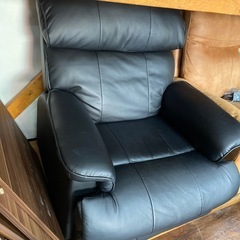 ⭐️オシャレ⭐️LOWYA 1Pソファ 手動リクライニング  背面肉厚 フットレスト PU素材 No.2679　の画像