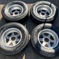 スタッドレスタイヤ265/70 R16　の画像