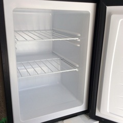 【セカンド冷凍庫に】冷凍庫 TOHOTAIYO  TH-GTR60L-BK 60L 2024年製:ブラックの画像