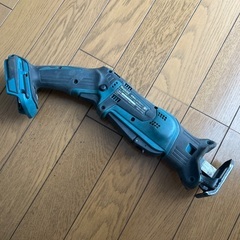 マキタ　充電式レシプロソー　JR144D 中古の画像