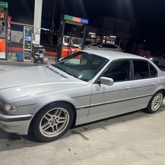 (スポーツ車)BMW 740i Mスポーツ⭐️の画像