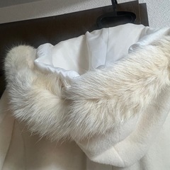 白ウールコートの画像