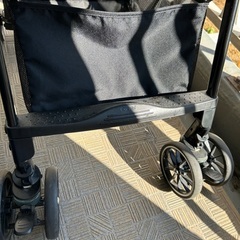 combi ベビーカーの画像