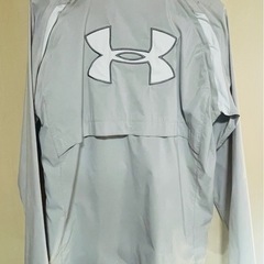 アンダーアーマー メンズジャケット　XL ライトグレーの画像