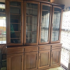食器棚の画像