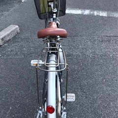 ジモティ割引有★【ジャングルジャングル岸和田店】自転車　ママチャリ　シルバー／ネイビー　27インチ　南大阪 岸和田市 貝塚市 泉佐野市 和泉市 忠岡町 熊取町の画像