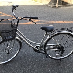 ジモティ割引有★【ジャングルジャングル岸和田店】自転車　ママチャリ　26インチ　シルバー　南大阪 岸和田市 貝塚市 泉佐野市 和泉市 忠岡町 熊取町の画像