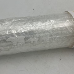 マドピタ　窓に貼る断熱シート　おしゃれなシロクマ柄入り　約90cmX180cm 1枚入の画像