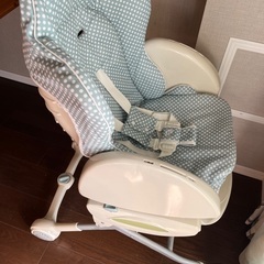 アップリカ　ハイローチェアーの画像