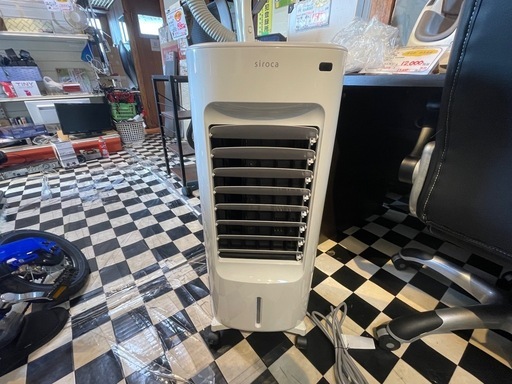 【リサイクルサービス八光】2025年製　シロカ　加湿付き温冷風扇 ホワイト SH-C252 [リモコン付き]