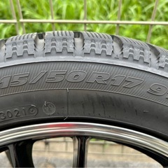 レヴォーグ プリウスα インスパイア ジェイド ステップワゴン ノア ヴォクシー エスクァイア アテンザ ビアンテ 　スタッドレス4本　国産タイヤ　バリ溝の画像