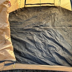 お譲りする方が決まりました。ワンタッチテント3〜4人用の画像